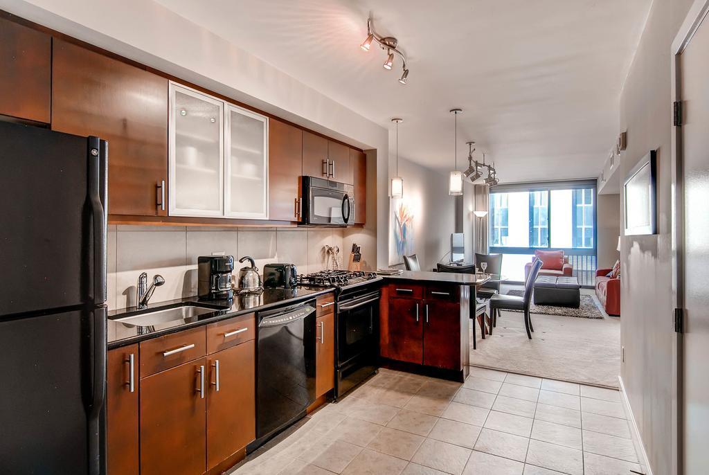 Aparthotel Churchill At Newseum Residences 3*